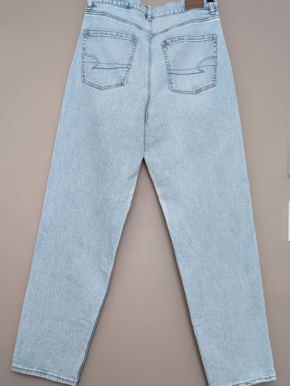 High Rise Strigid Jeans - Picture 3 of 5
